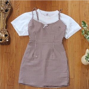 🤎 URBAN OUTFITTERS • UO Tahoe Gingham Stretch Mini Dress, brown + white gingham